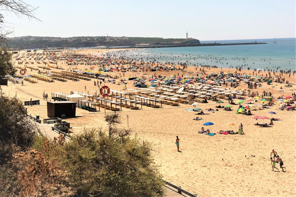 Algarve-Hotels erhöhen Preise im Tourismusboom 2017