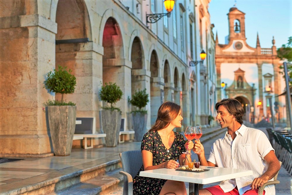 Weinreisen und kulinarische Touren will die Algarve fördern
