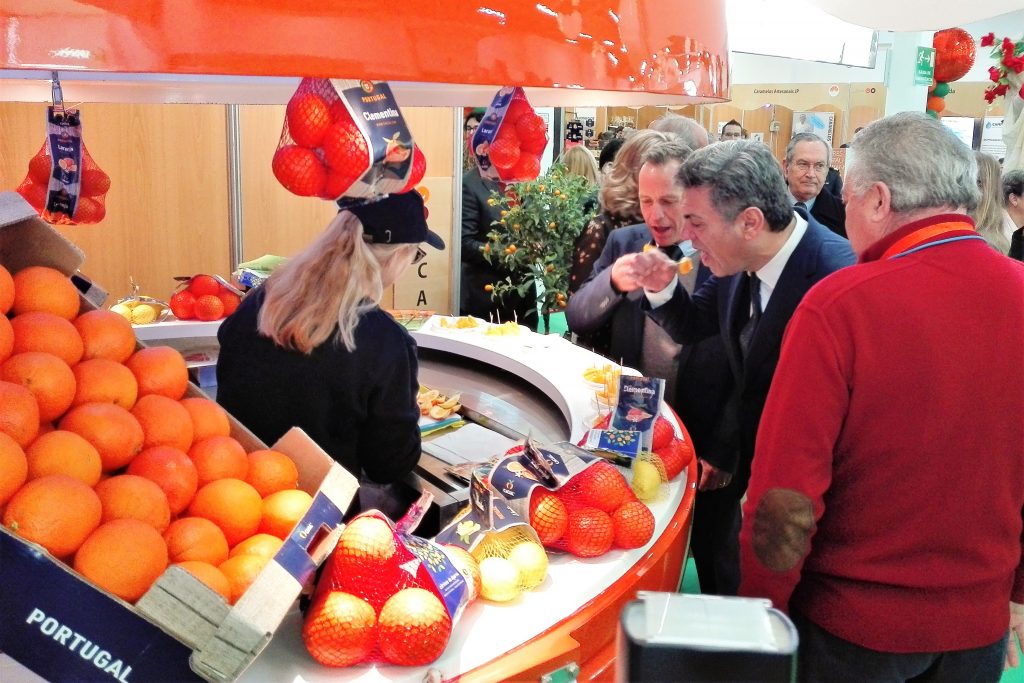 Orangen-Festival in Silves zeizt zum Genießen saftig-süßer Zitrusfrüchte