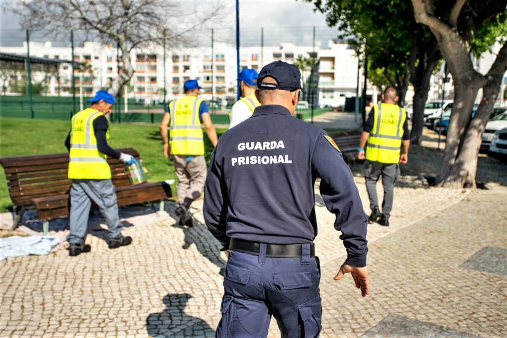 Resozialisierung von Häftlingen an der Algarve rund um Ostern 2019