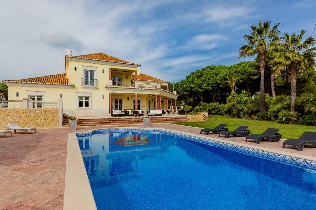 Traumhaus der Algarve erzielte bei Auktion mehr als vier Millionen britische Pfund Verkaufspreis